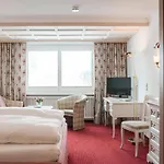 Guggis Hotel 4*