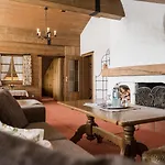 Hotel Guggis 4*