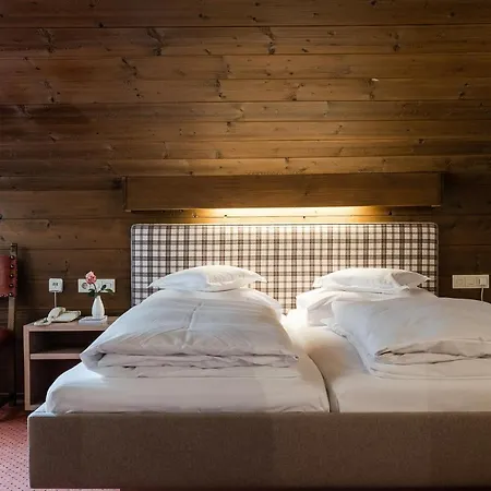 Guggis Hotel Zuers