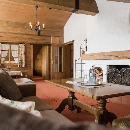 Hotel Guggis 4*