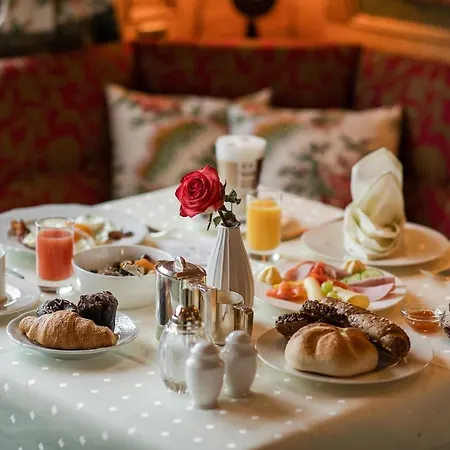 Guggis Hotel 4*
